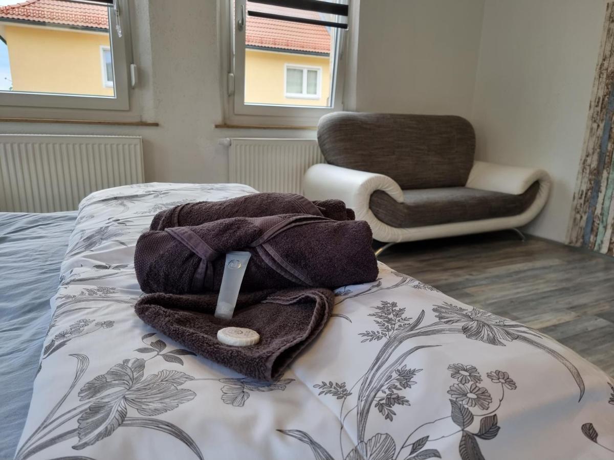 B&r In Aufsessplatz Apartment